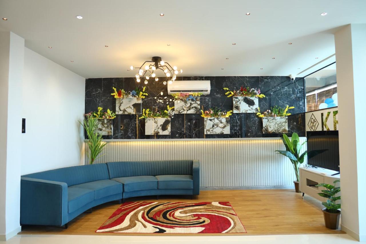 Hotel The Parker Inn By Kbnt Group Surat Luaran gambar