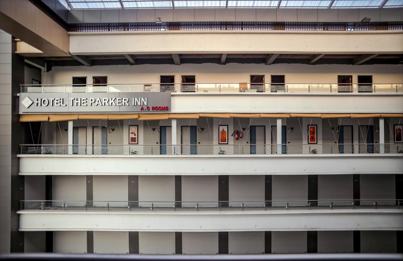Hotel The Parker Inn By Kbnt Group Surat Luaran gambar