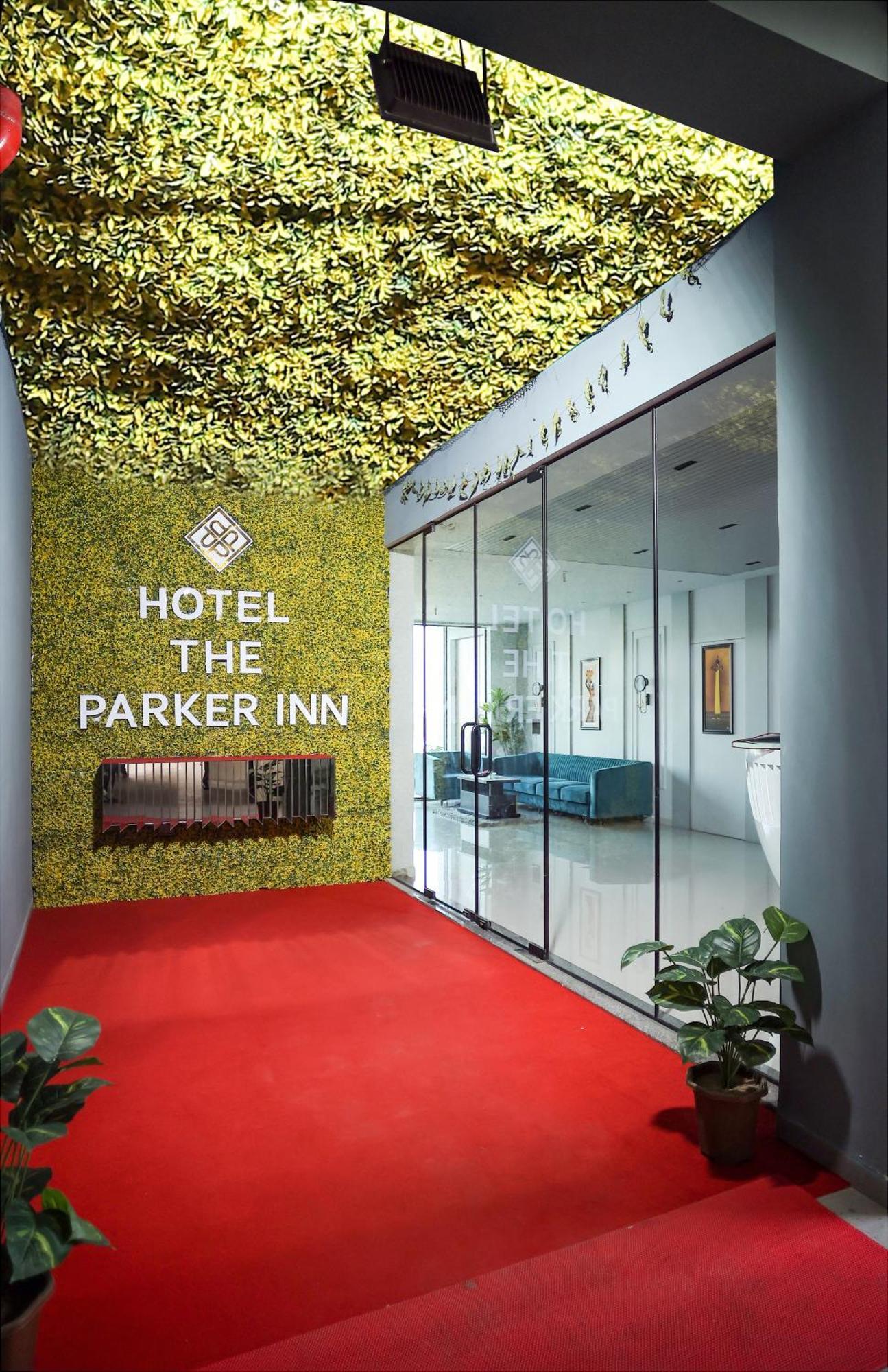 Hotel The Parker Inn By Kbnt Group Surat Luaran gambar